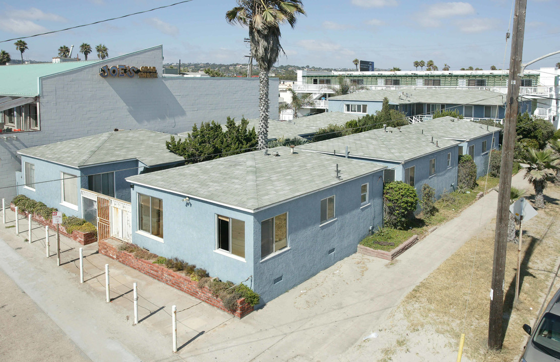 4301-4311 Ocean Blvd in San Diego, CA - Building Photo