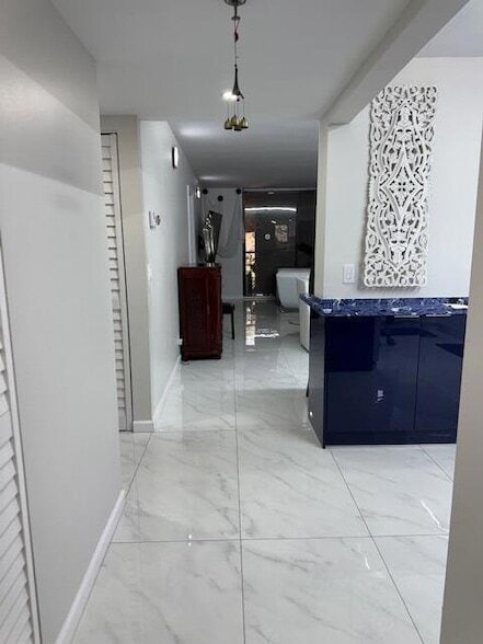 7770 Tahiti Ln, Unit 2020 in Greenacres, FL - Foto de edificio - Building Photo