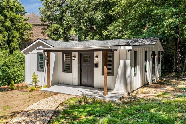 30 Pine Ridge Rd SE in Smyrna, GA - Building Photo - Building Photo