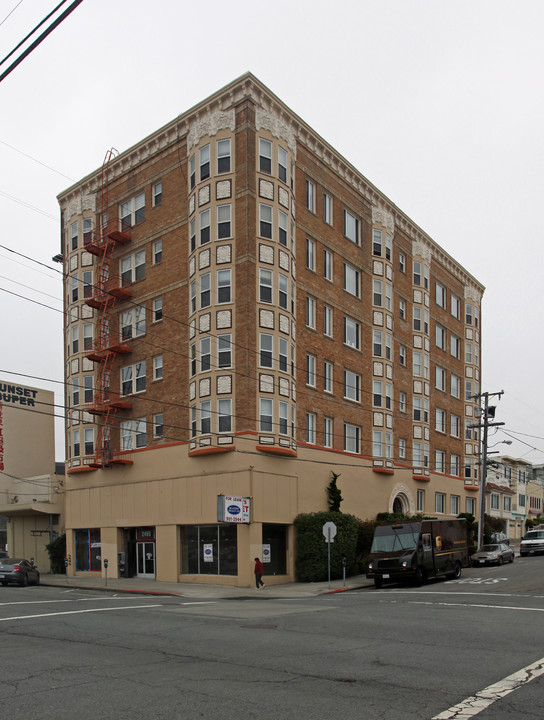 1300 26th Avenue in San Francisco, CA - Building Photo