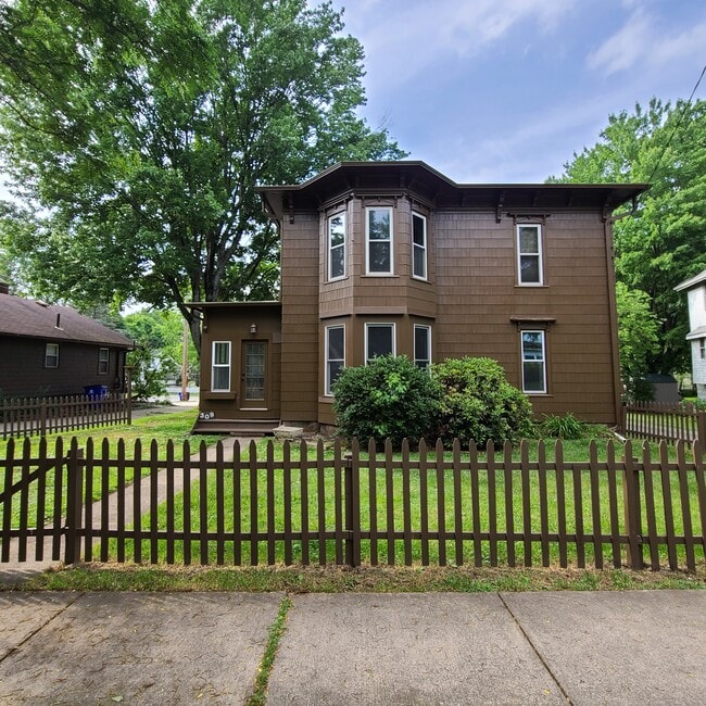 property at 309 Lake St