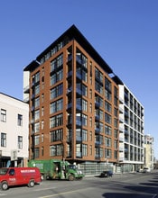 Quai de la Commune in Montréal, QC - Building Photo - Building Photo