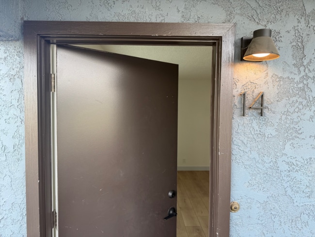 property at 1135 Martin Luther King Jr Ave