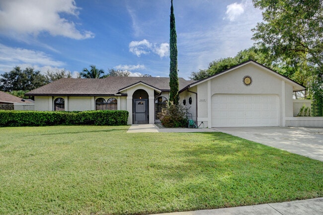2664 Yarmouth Dr in Wellington, FL - Building Photo - Building Photo