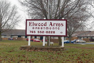 Elwood Arms in Elwood, IN - Foto de edificio - Building Photo