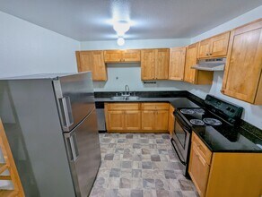 6412 Patton Ave SW in Lakewood, WA - Building Photo - Building Photo