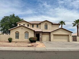5394 W Kaler Cir in Glendale, AZ - Building Photo