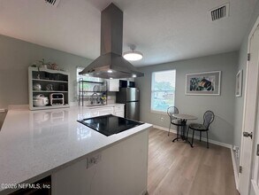 2791 Hidden Village Dr in Jacksonville, FL - Building Photo - Building Photo