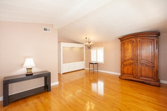 269 S Paseo Laredo in Cathedral City, CA - Building Photo - Building Photo