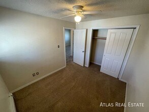 2913 Straus Ln in Colorado Springs, CO - Building Photo - Building Photo