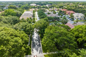 9924 Boyton Gardens Way in Boynton Beach, FL - Building Photo - Building Photo