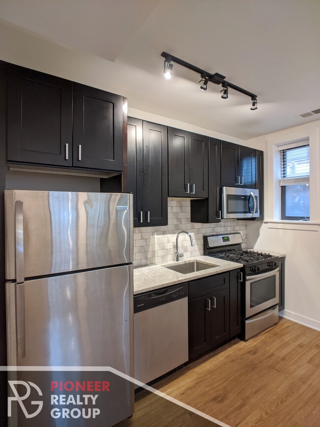 4628 N Leavitt St, Unit GDN