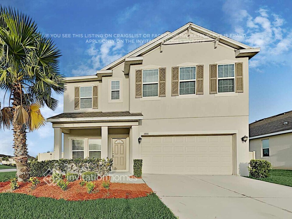 3801 Wind Dancer Cir in St. Cloud, FL - Building Photo