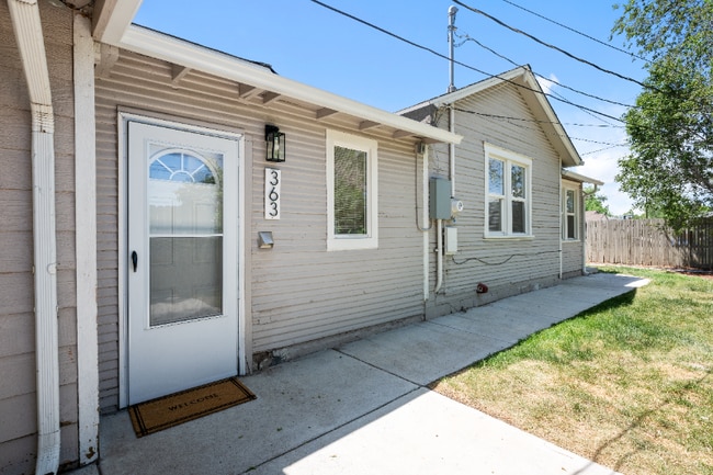 363 S Meade St in Denver, CO - Building Photo - Building Photo