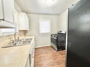 1709 N Page Ave in Oklahoma City, OK - Building Photo - Building Photo