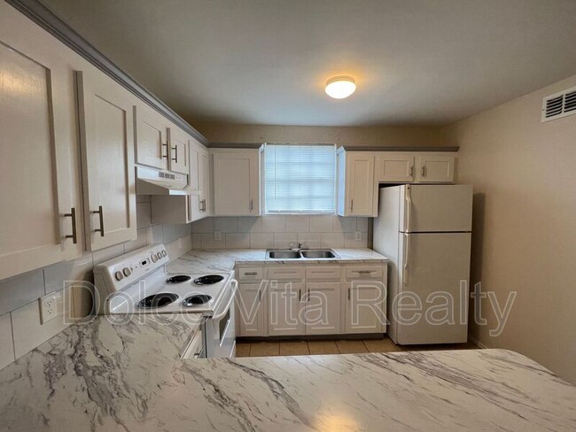 225 N 28th St in McAllen, TX - Building Photo - Building Photo