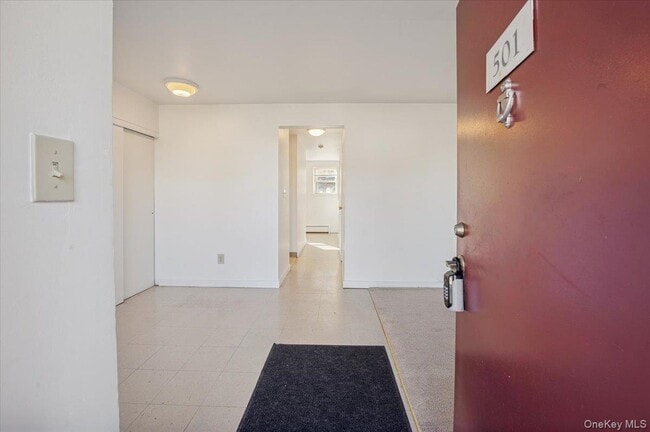 501 Maplewood Gardens