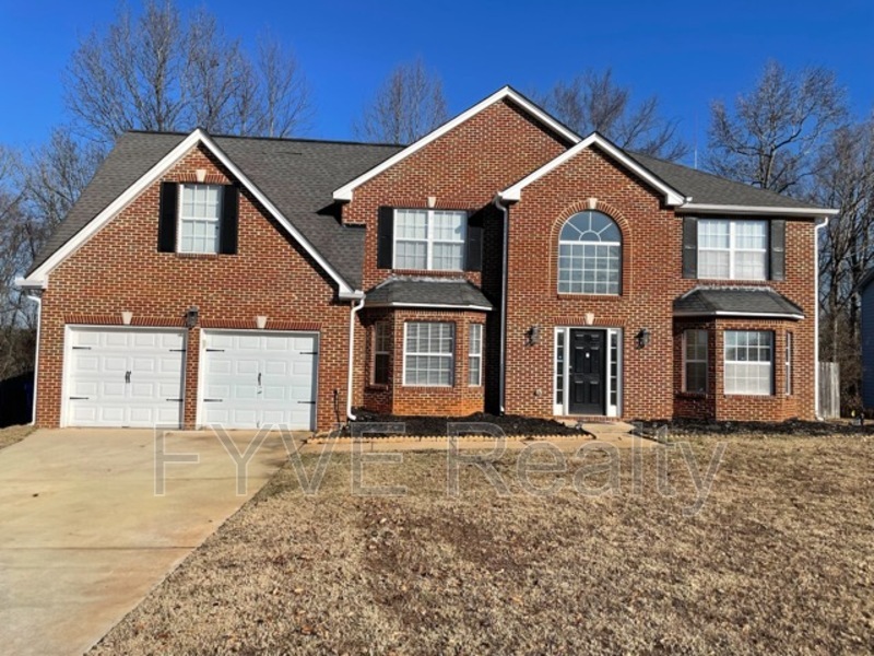 2443 Deer Springs Ct in Ellenwood, GA - Building Photo