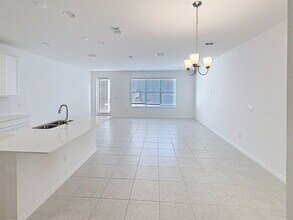 6328 Goldcoast Ave in Apollo Beach, FL - Building Photo - Building Photo