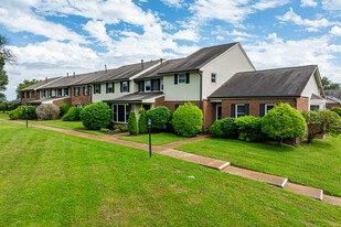 Harbour Town Condominiums in Nashville, TN - Building Photo