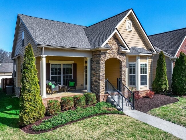 2438 Arden Village Dr in Columbia, TN - Building Photo - Building Photo