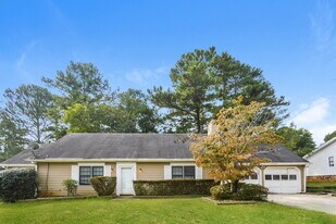 613 Almand Branch Rd SE in Conyers, GA - Building Photo