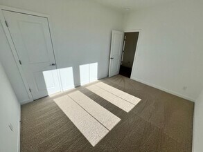 5016 Forsythia Pl in Blacksburg, VA - Building Photo - Building Photo