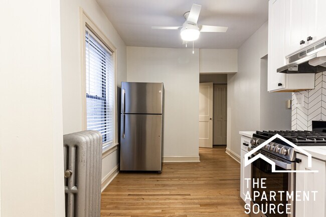 5941 N Paulina St, Unit 2 in Chicago, IL - Foto de edificio - Building Photo