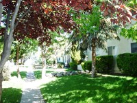 Roselake Apartments in Reno, NV - Foto de edificio - Building Photo