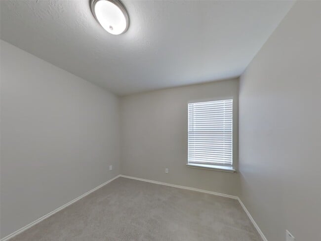 property at 13007 Lark Point Ct