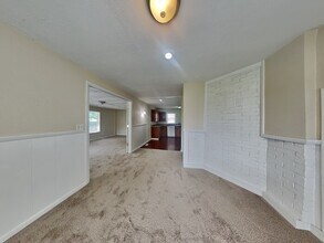 1128 W North St in Greenfield, IN - Building Photo - Building Photo