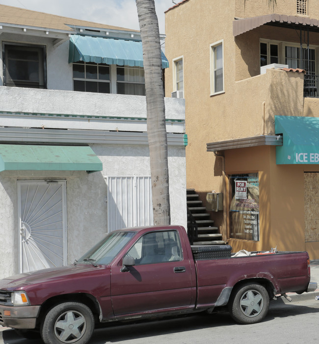 2341 Pacific Ave in Long Beach, CA - Building Photo - Building Photo