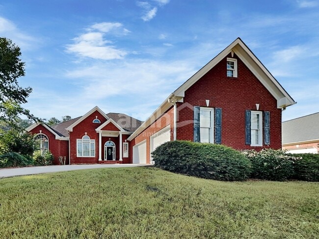 property at 4850 Duncans Lake Dr NE