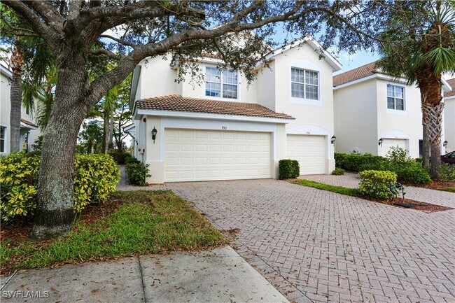 property at 796 Hampton Cir