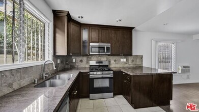 1155 Horn Ave in West Hollywood, CA - Building Photo - Building Photo