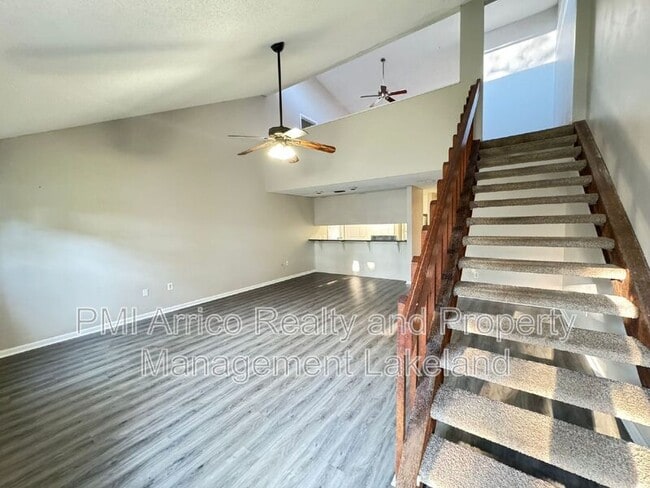 3545 Raintree Way in Lakeland, FL - Building Photo - Building Photo