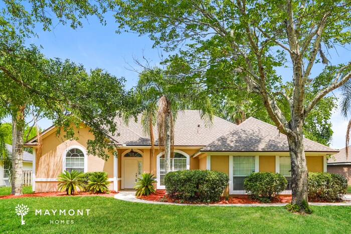 101 Nottingham Dr E in Jacksonville, FL - Building Photo