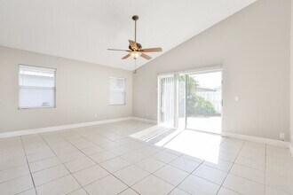 2724 Burwood Ave in Orlando, FL - Building Photo - Building Photo