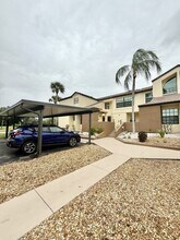 17280 Eagle Trce in Ft. Myers, FL - Building Photo - Building Photo