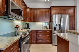 3211-10221 Tuscany Hills Way NW in Calgary, AB - Building Photo - Building Photo