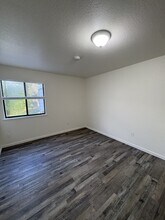 228 Courtyards E in Windsor, CA - Building Photo - Building Photo