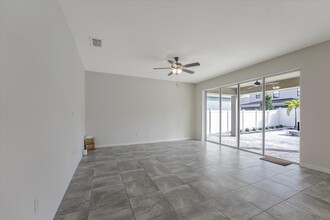 2131 Avian Loop in Kissimmee, FL - Building Photo - Building Photo