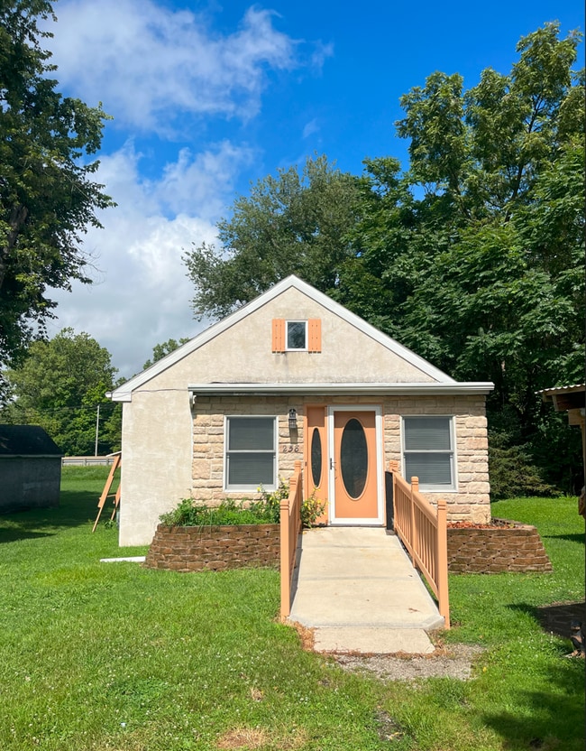 property at 258 E Hubert Ave