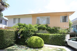 436-438 S Oakhurst Dr in Beverly Hills, CA - Building Photo - Building Photo