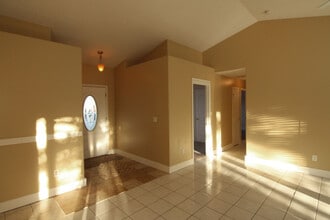 1241 N Cathy Ave in Meridian, ID - Building Photo - Building Photo