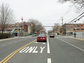 3673-3675 Bronxwood in Bronx, NY - Building Photo - Building Photo