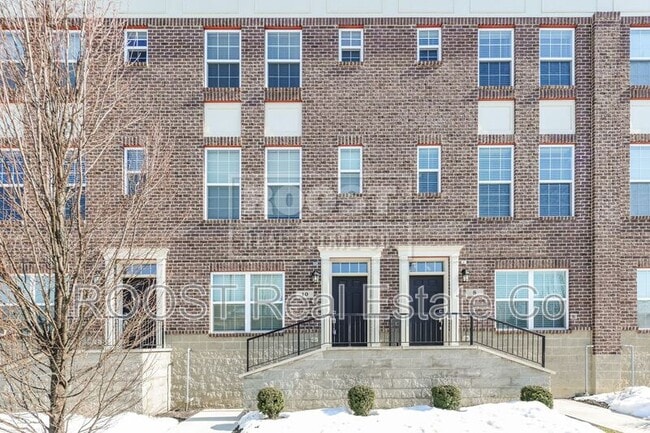 10 N Center St in Springfield, OH - Building Photo - Building Photo