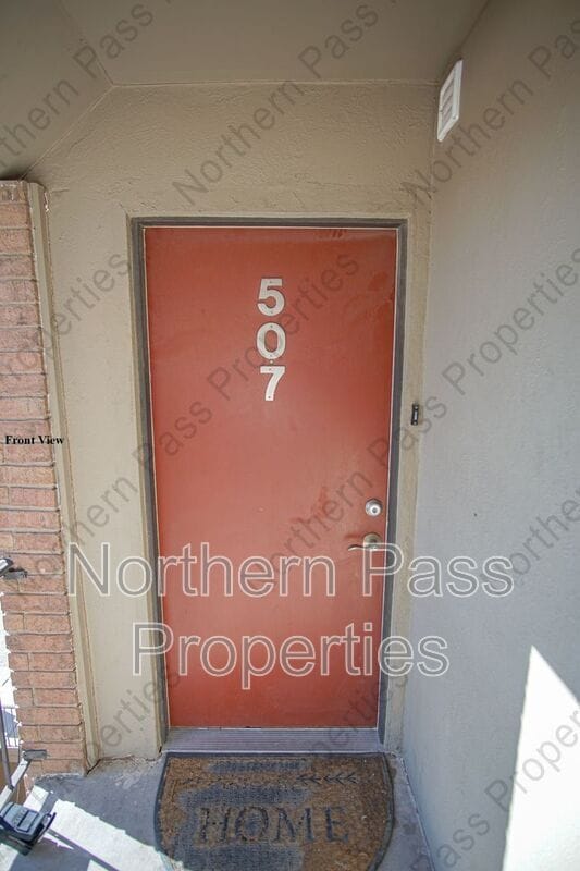 4433 N Stanton 507 in El Paso, TX - Building Photo - Building Photo