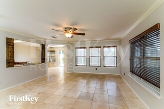 7930 Brazoria Park in San Antonio, TX - Building Photo - Building Photo