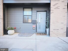 428 Master St, Unit Wyoming-507 in Philadelphia, PA - Building Photo